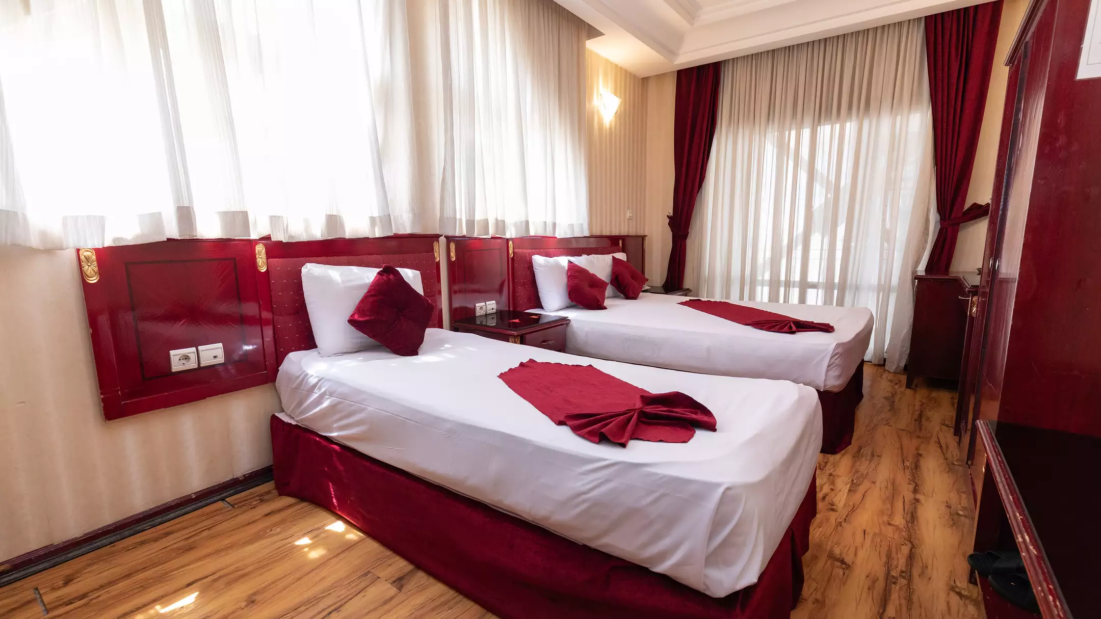 هتل سایه مشهد